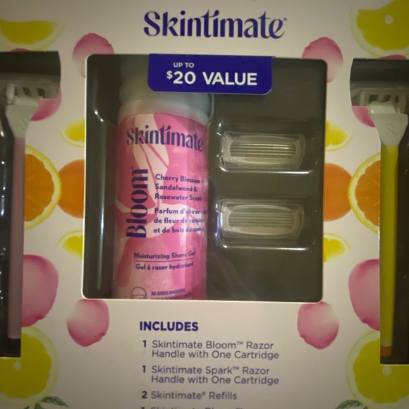 Skintimate Shaving Kit - Picture 3 of 12
